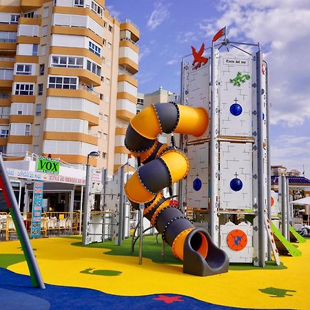 Beachfront Apartment Madrid 709 トロクス・コスタ エクステリア 写真