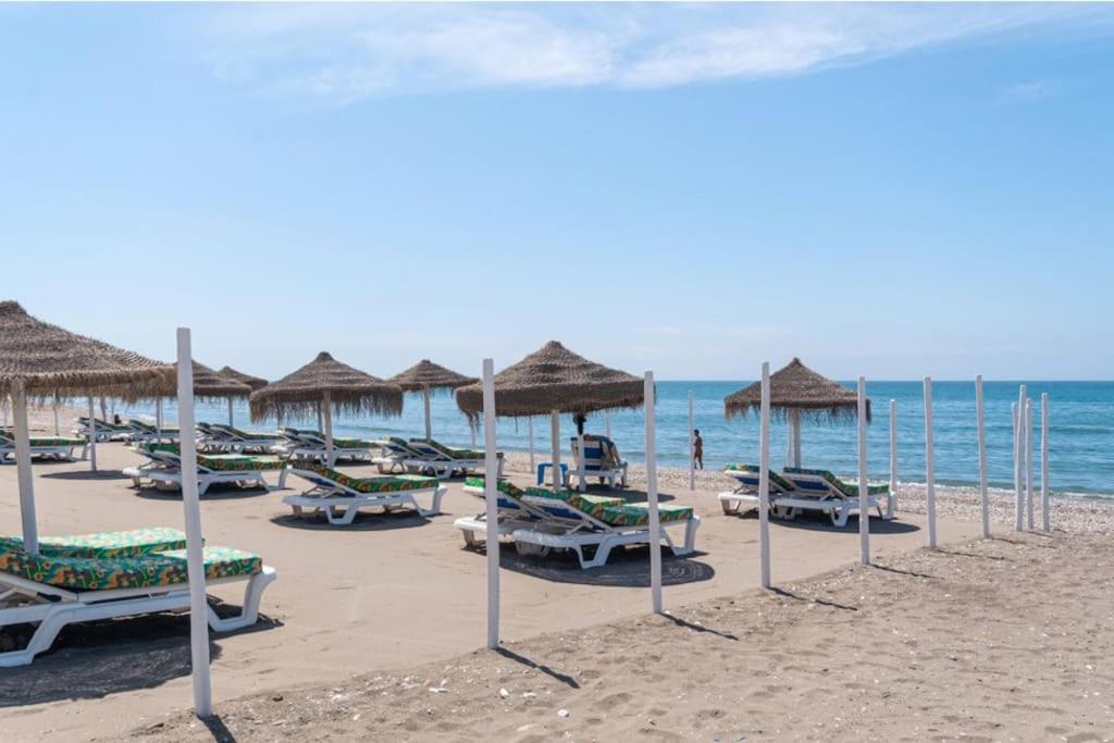 Beachfront Apartment Madrid 709 トロクス・コスタ エクステリア 写真