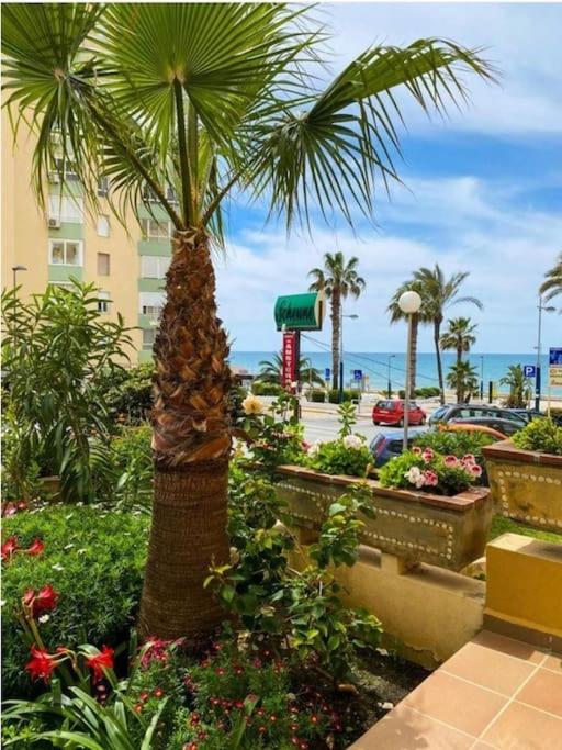 Beachfront Apartment Madrid 709 トロクス・コスタ エクステリア 写真
