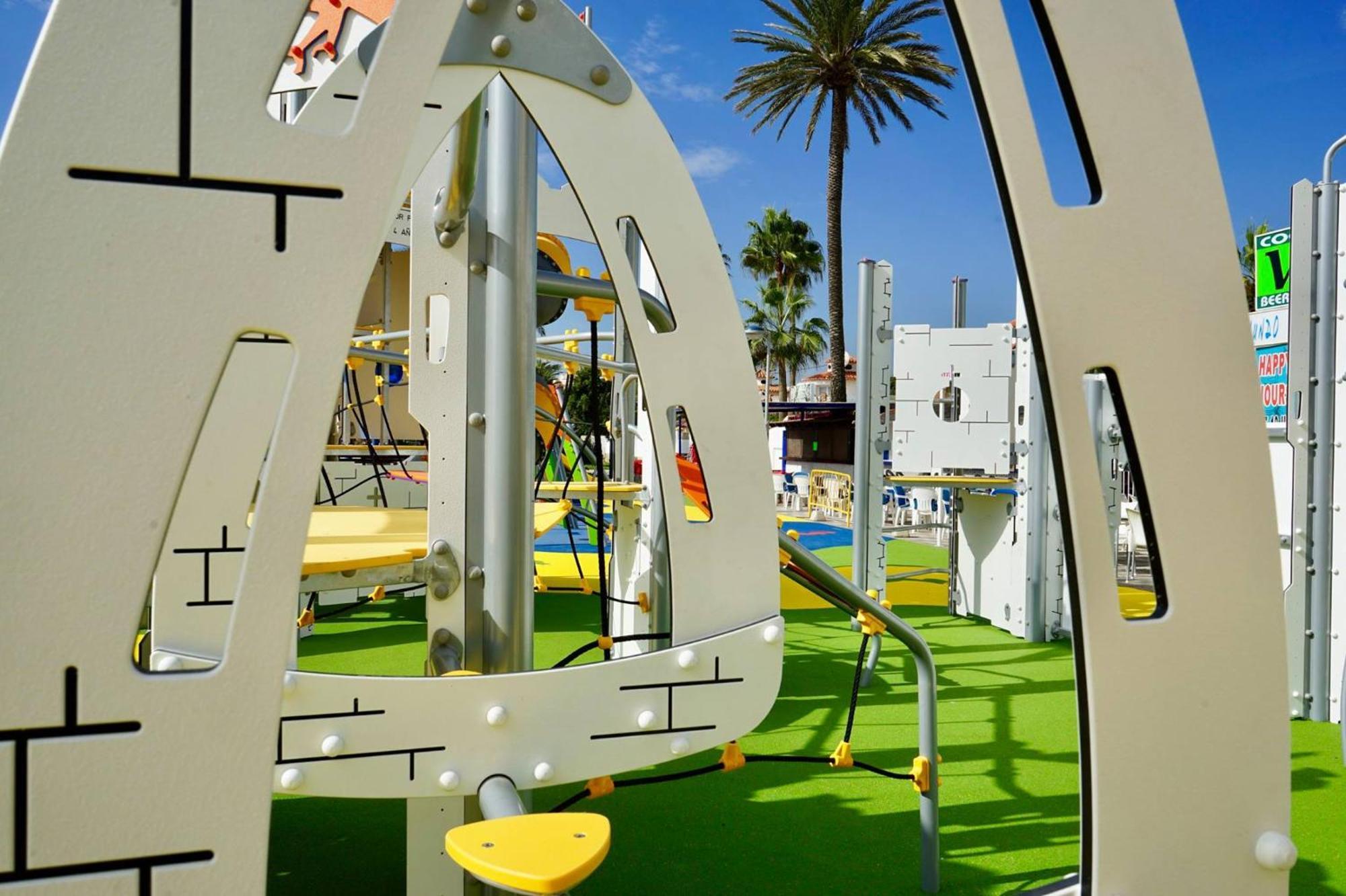 Beachfront Apartment Madrid 709 トロクス・コスタ エクステリア 写真
